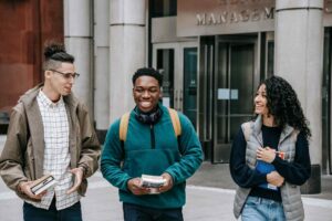 Read more about the article Public vs Private Universities Abroad: What Malaysian Students Need to Know